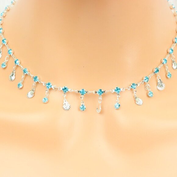 "Minimalist & Elegant Necklace Chain – Perfect for Women & Girls | UNVRC1300 - Picture 8 of 10